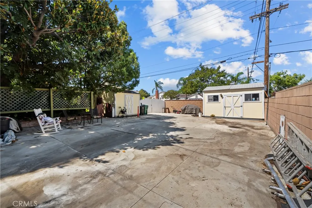 1844 Fairview Burbank, CA 91505