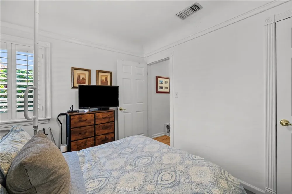 1844 Fairview Burbank, CA 91505