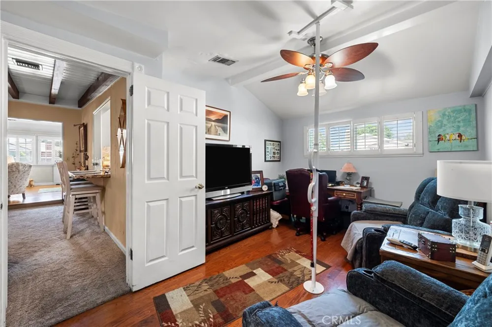 1844 Fairview Burbank, CA 91505