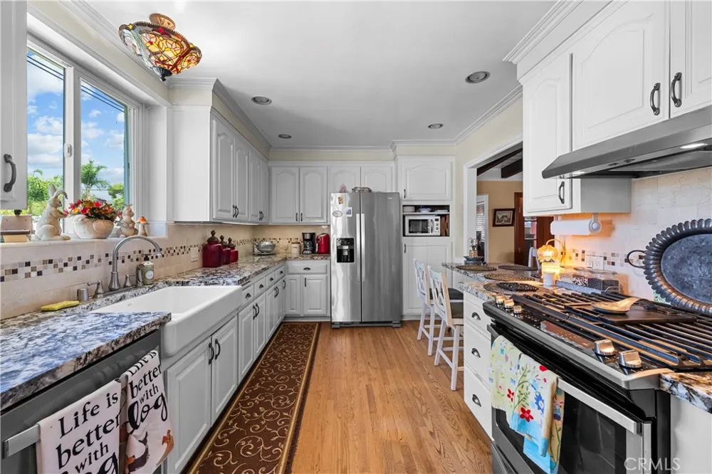 1844 Fairview Burbank, CA 91505