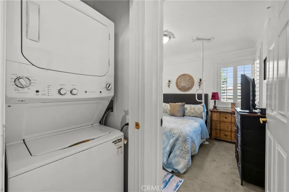 1844 Fairview Burbank, CA 91505