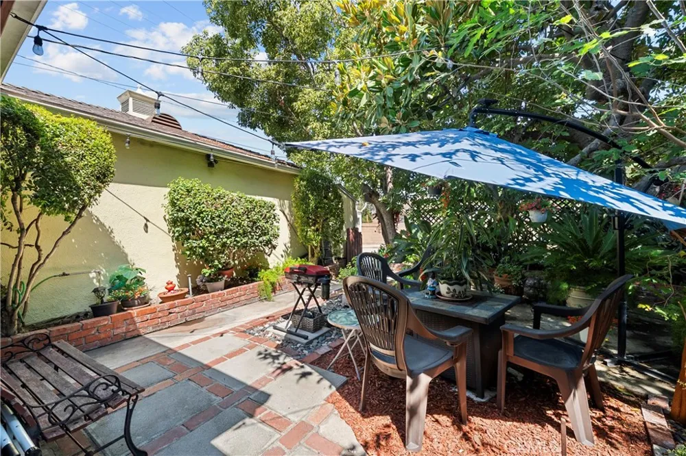 1844 Fairview Burbank, CA 91505