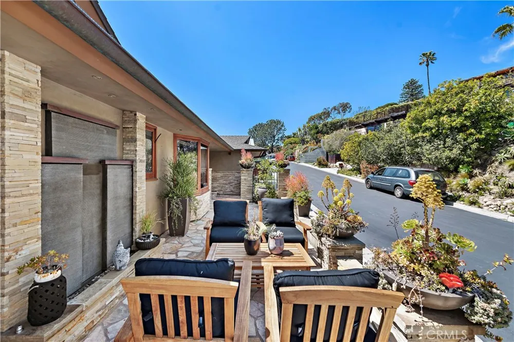 612 Allview Place Laguna Beach, CA 92651