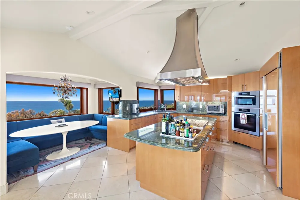 612 Allview Place Laguna Beach, CA 92651