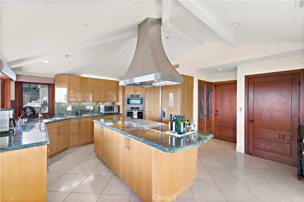 612 Allview Place Laguna Beach, CA 92651