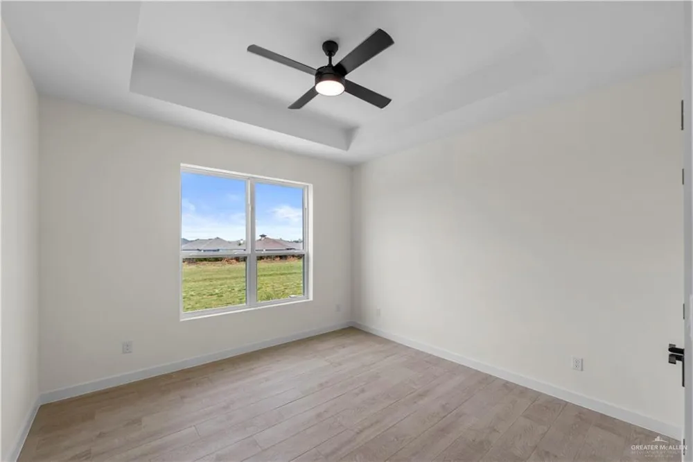 5505 Crown Point Pharr, TX 78577