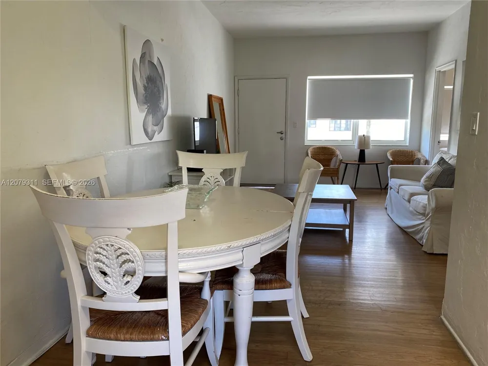 1011 9th St #8 Miami Beach, FL 33139