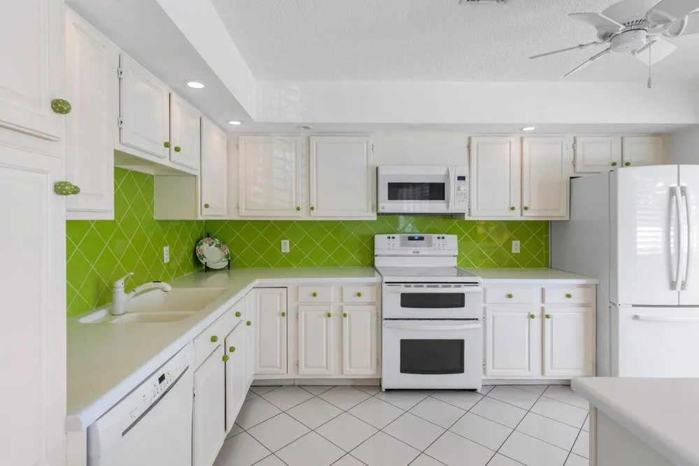 3870 Quail Ridge Drive #Blue Heron Boynton Beach, FL 33436