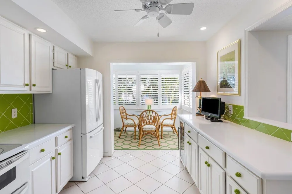 3870 Quail Ridge Drive #Blue Heron Boynton Beach, FL 33436