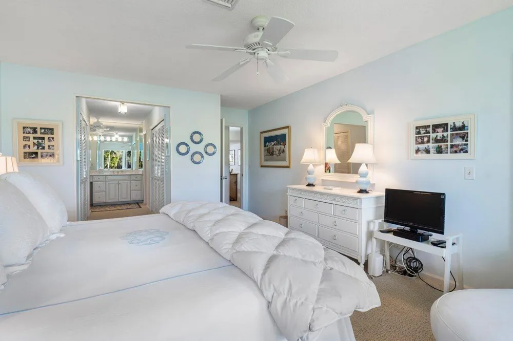 3870 Quail Ridge Drive #Blue Heron Boynton Beach, FL 33436