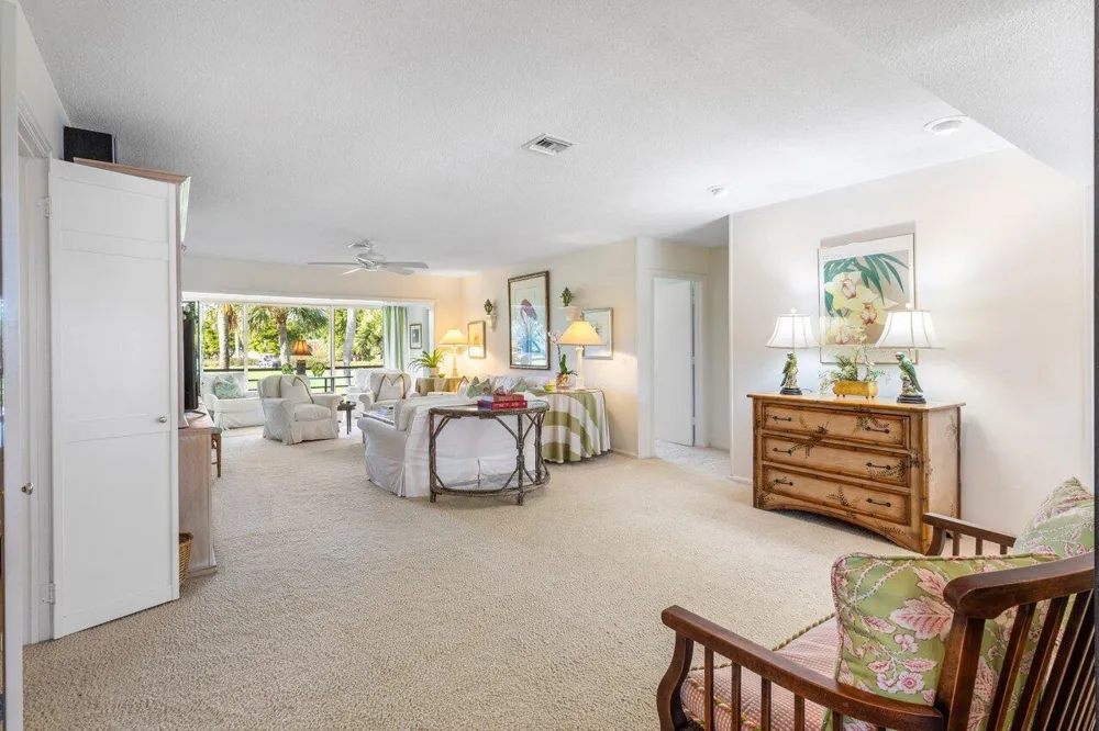 3870 Quail Ridge Drive #Blue Heron Boynton Beach, FL 33436
