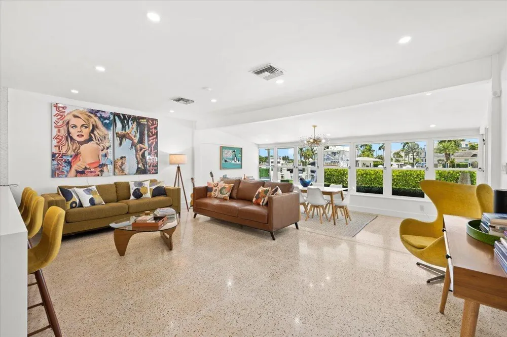 1322 CORDOVA ROAD Fort Lauderdale, FL 33316