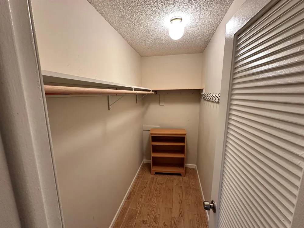 811 Flanders Q Delray Beach, FL 33484