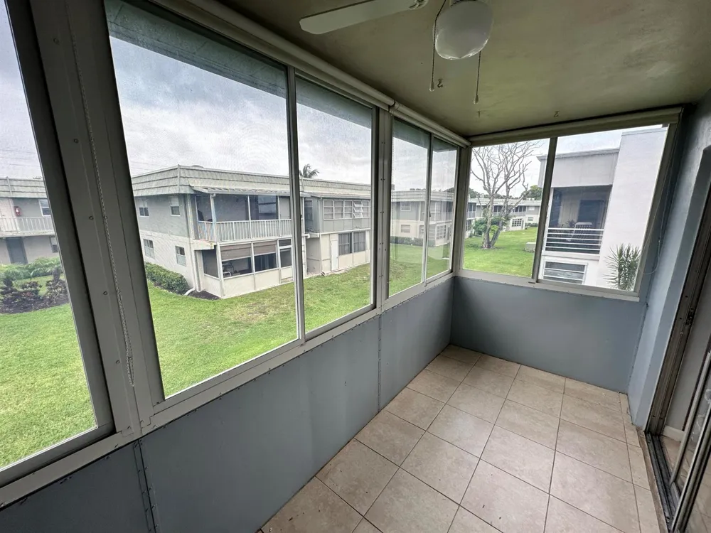 811 Flanders Q Delray Beach, FL 33484