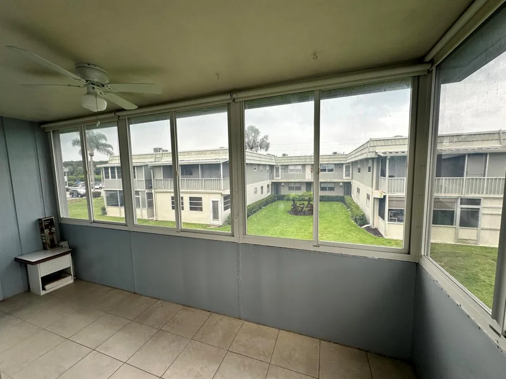 811 Flanders Q Delray Beach, FL 33484