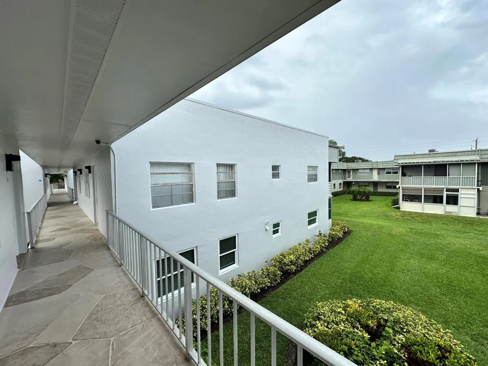 811 Flanders Q Delray Beach, FL 33484