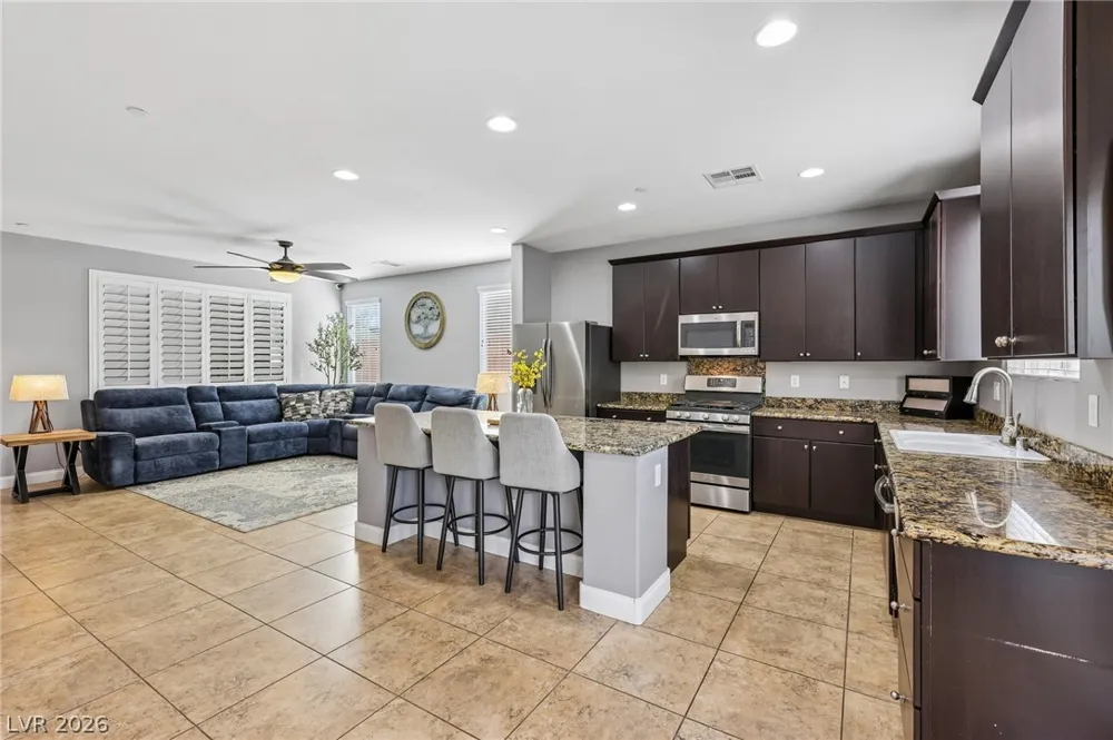 3633 Via De Leoni Avenue Henderson, NV 89052