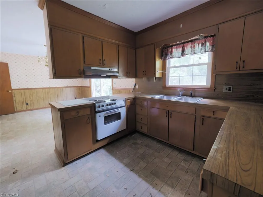 1955 Siloam Road Mount Airy, NC 27030