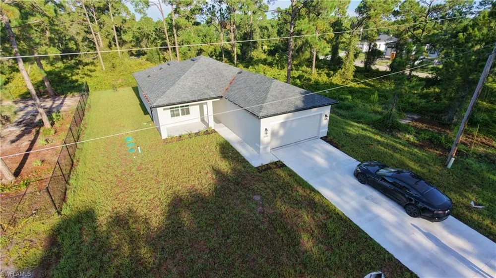 1030 GreenField Street Lehigh Acres, FL 33974