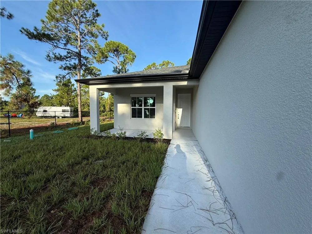 1030 GreenField Street Lehigh Acres, FL 33974