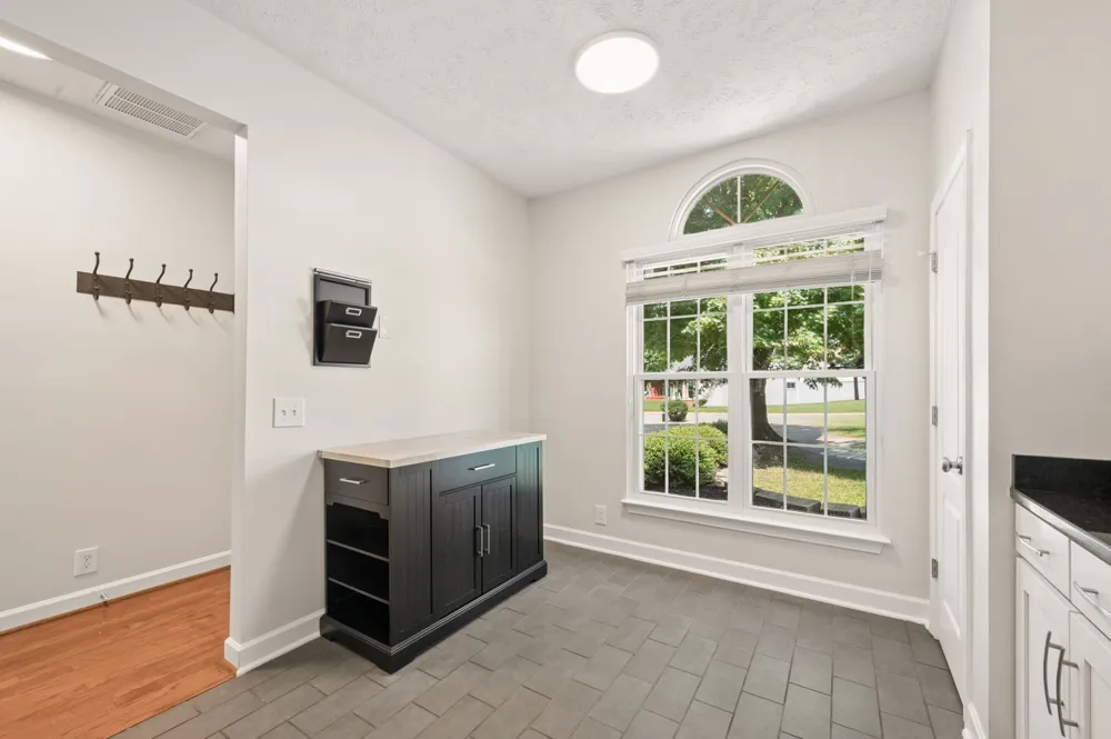 2741 Rosedale Place Nashville, TN 37211