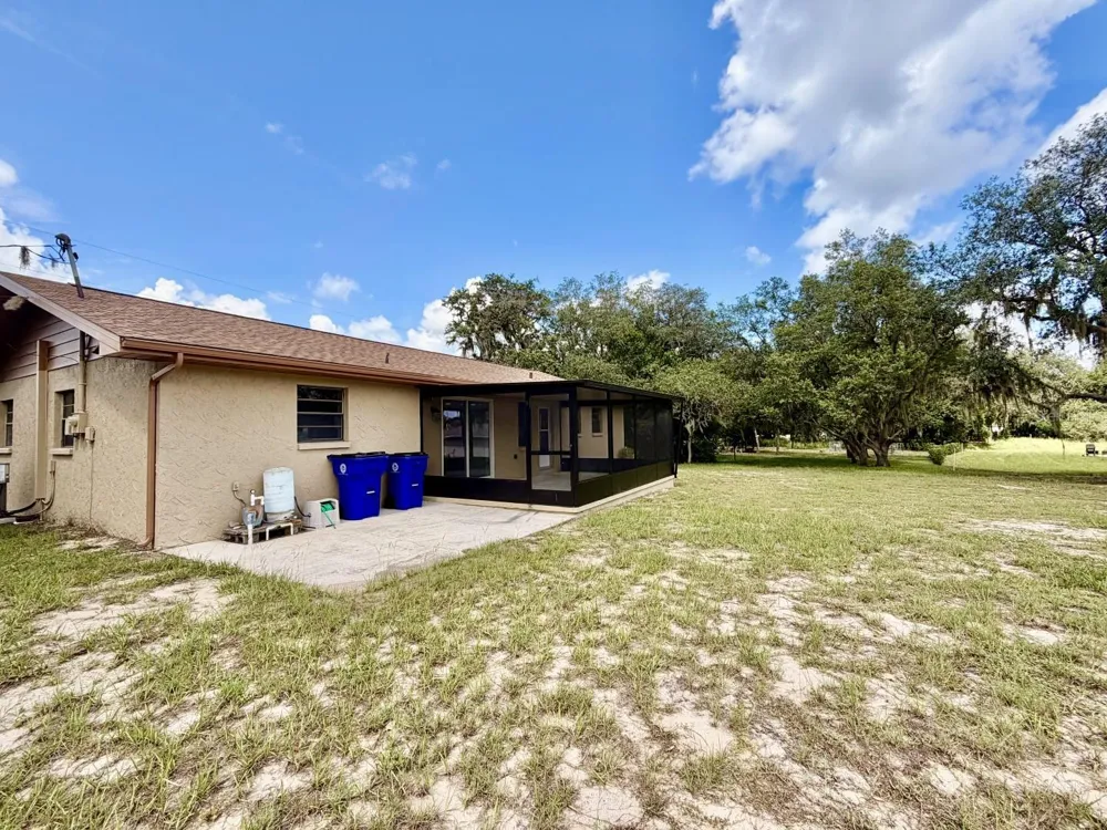 2404 COCHRANE ROAD Avon Park, FL 33825