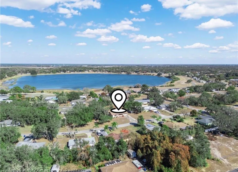 2404 COCHRANE ROAD Avon Park, FL 33825