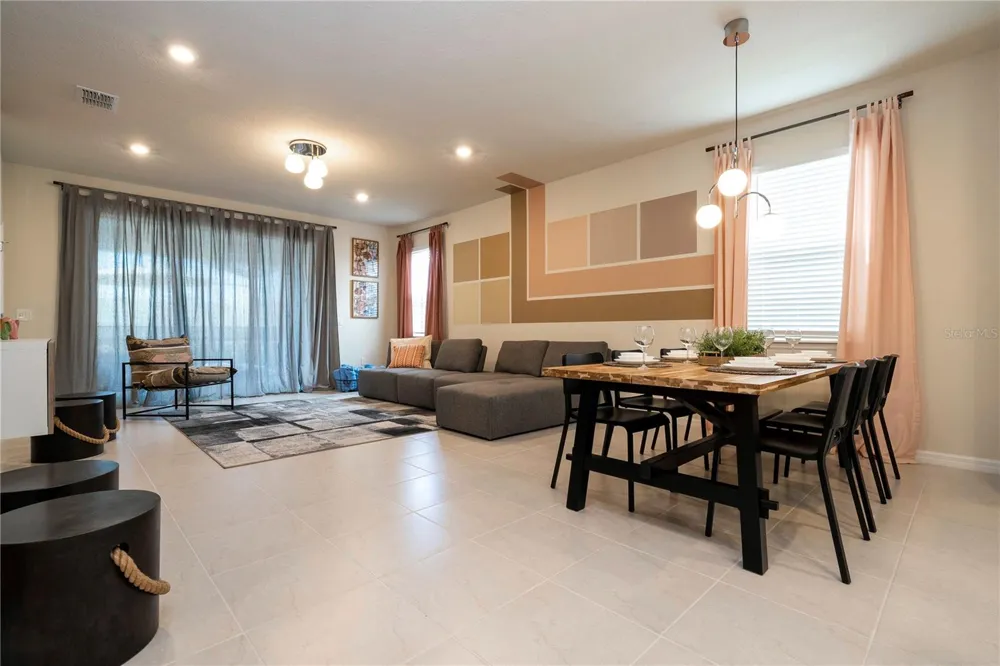 3325 LILAC WAY Davenport, FL 33897