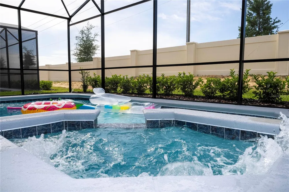 3325 LILAC WAY Davenport, FL 33897