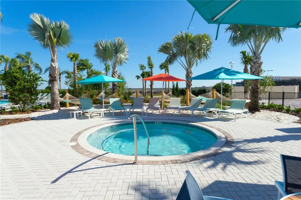 3325 LILAC WAY Davenport, FL 33897