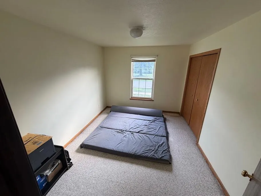 2591 W Pine Lane Holland Charter Township, MI 49424