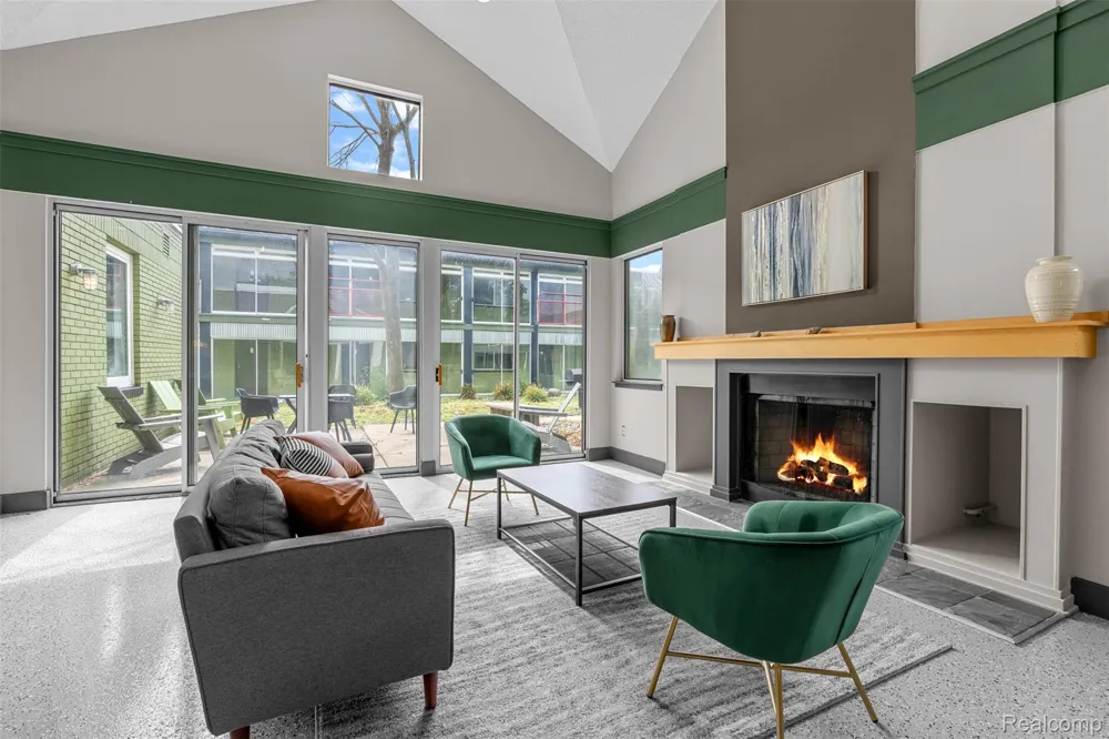 1050 Adams Road #107 Birmingham City, MI 48009