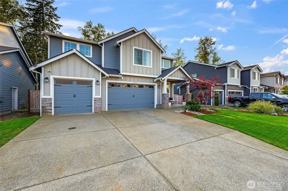 17368 129th Avenue E Puyallup, WA 98374