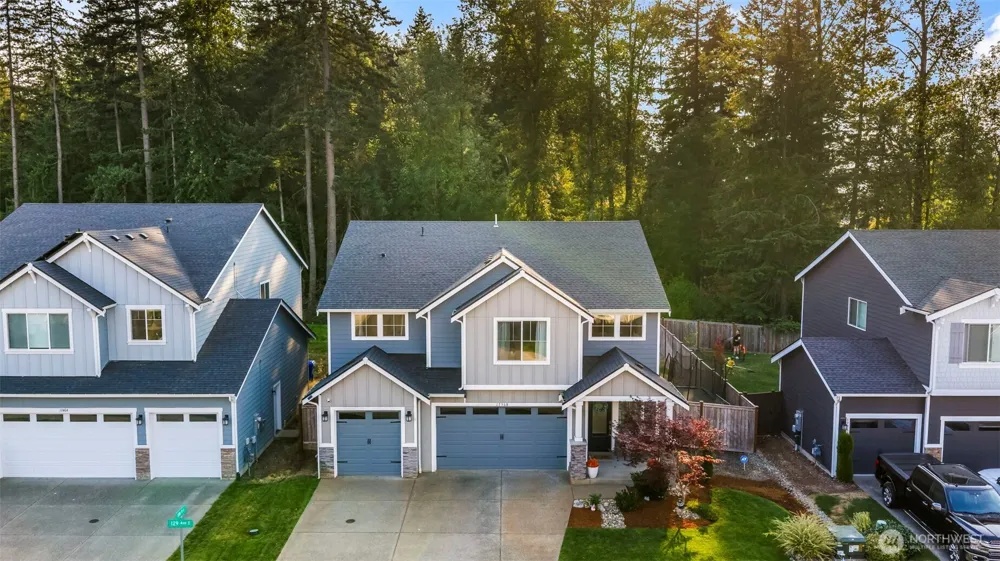 17368 129th Avenue E Puyallup, WA 98374