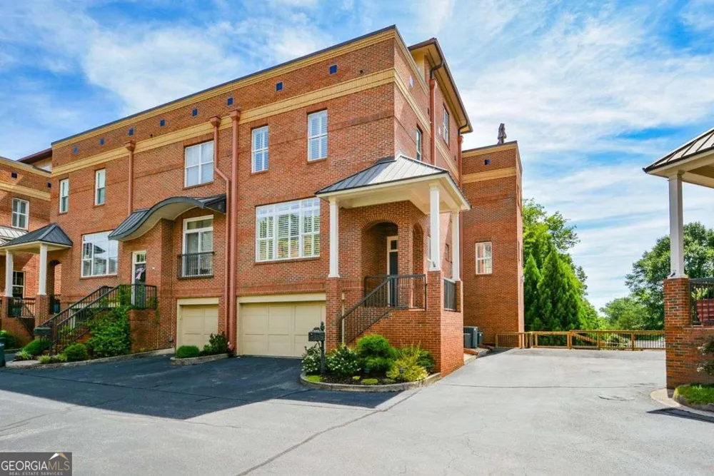 40 Emerson Hill SQ Marietta, GA 30060