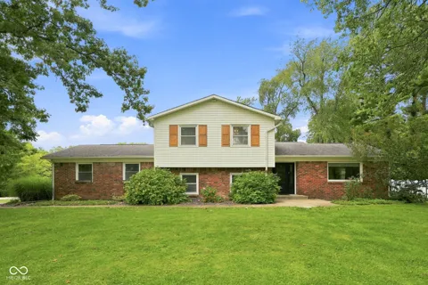 7430 Little Oak Lane