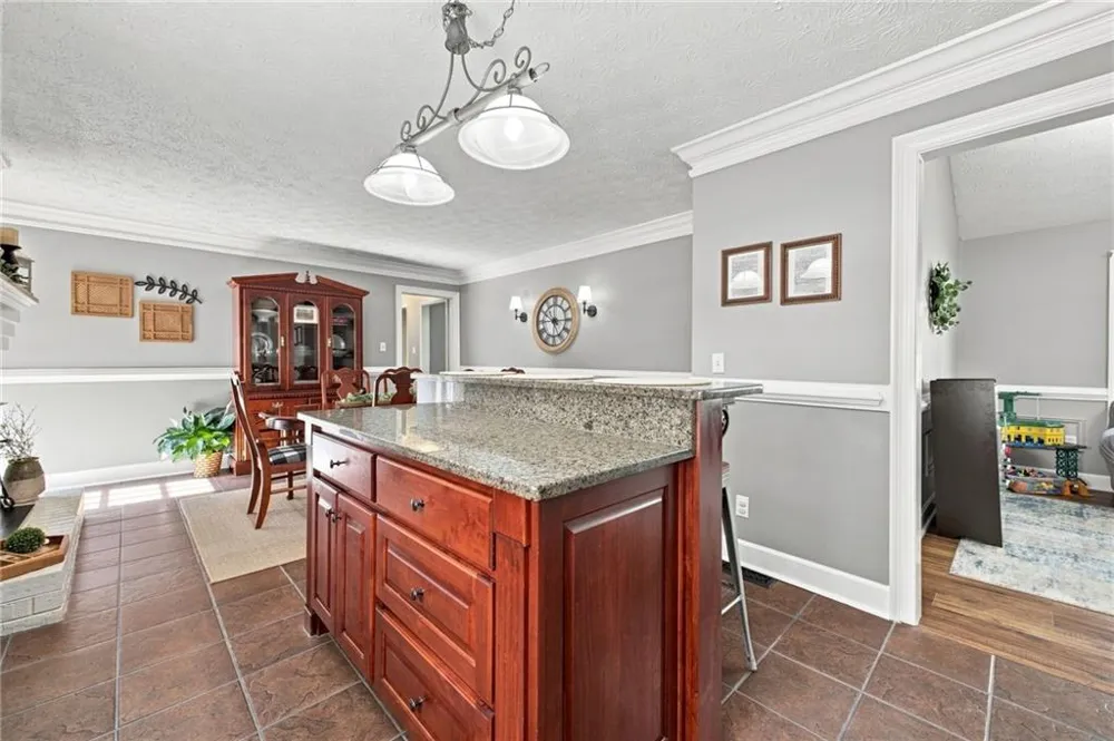 97 Oak Hill Drive Rockmart, GA 30153