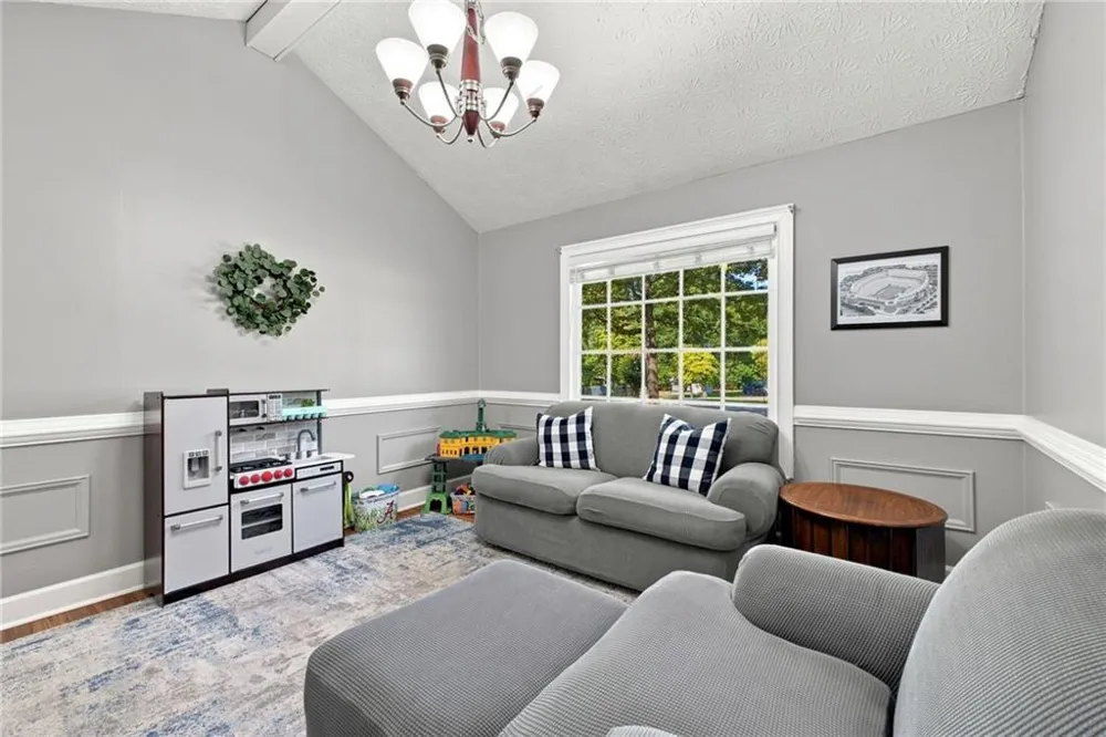 97 Oak Hill Drive Rockmart, GA 30153