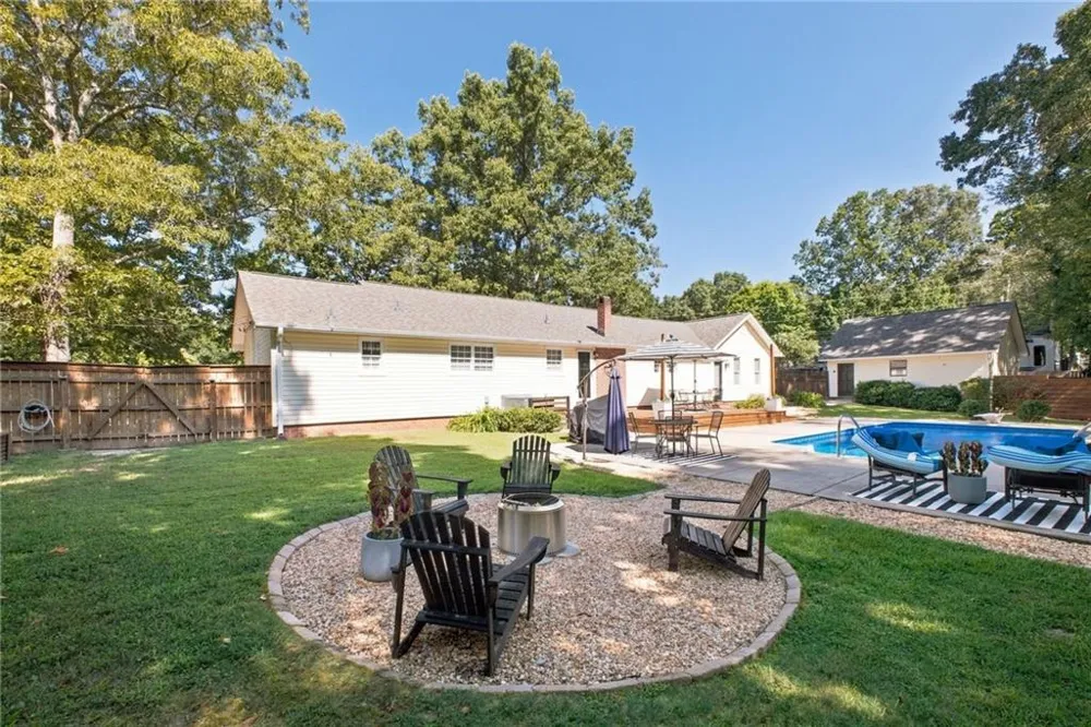 97 Oak Hill Drive Rockmart, GA 30153