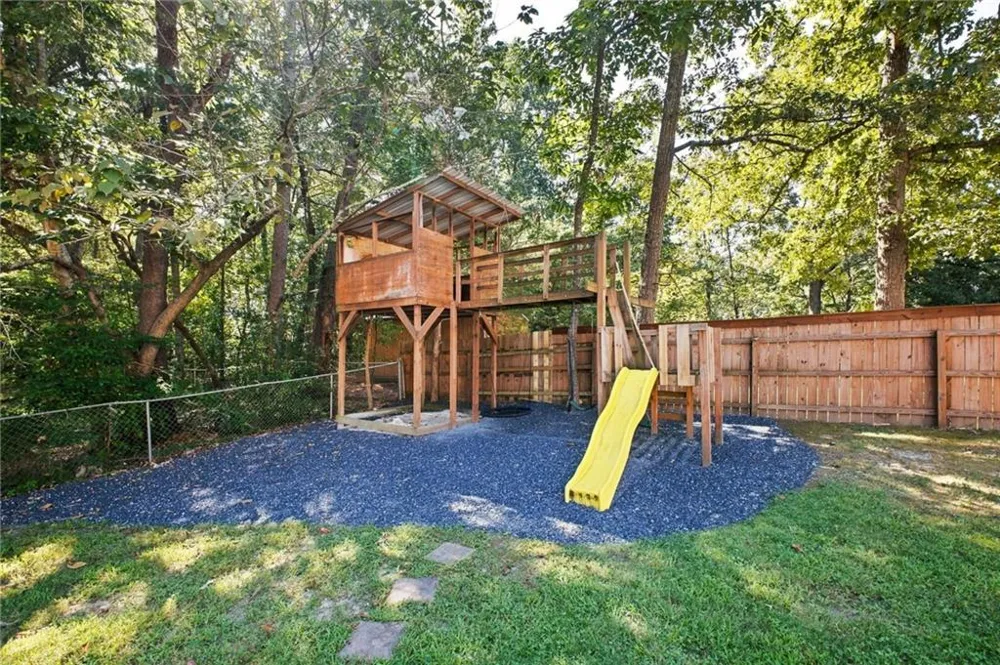 97 Oak Hill Drive Rockmart, GA 30153
