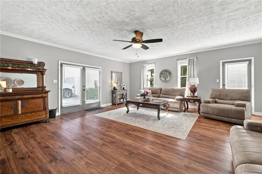 97 Oak Hill Drive Rockmart, GA 30153