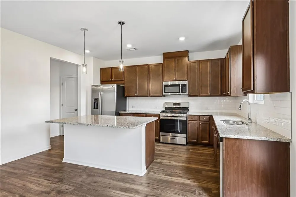3963 Alderstone Drive Flowery Branch, GA 30542