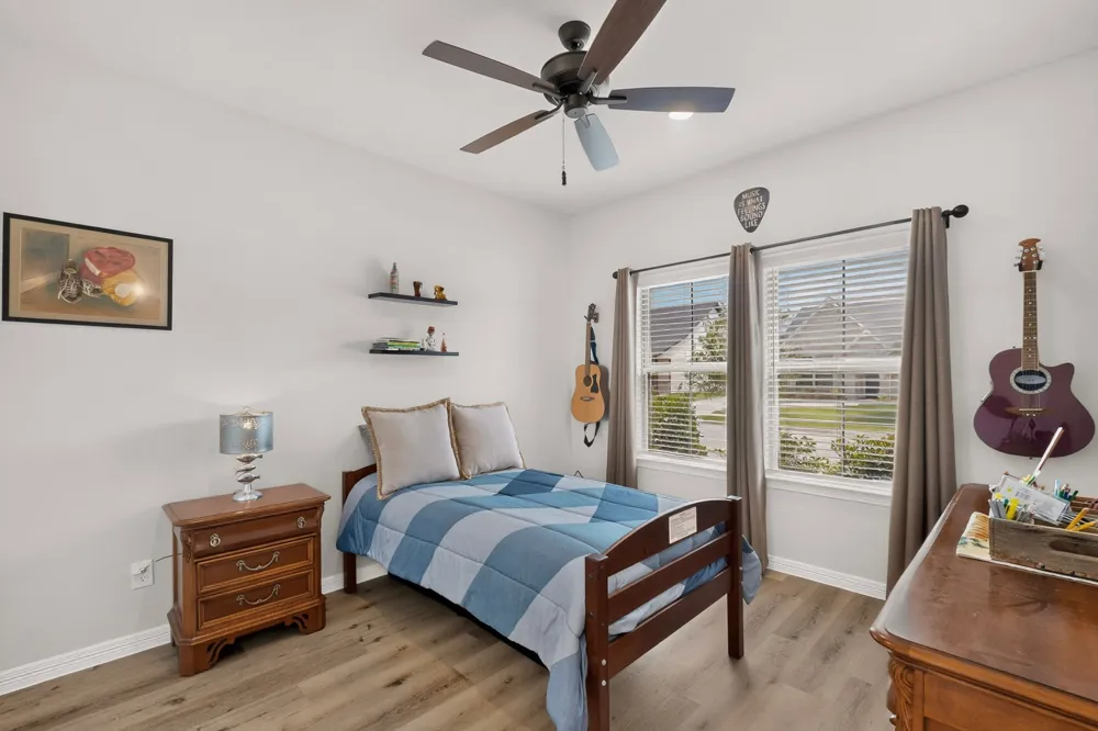 1564 S Saylee Lane Burleson, TX 76028