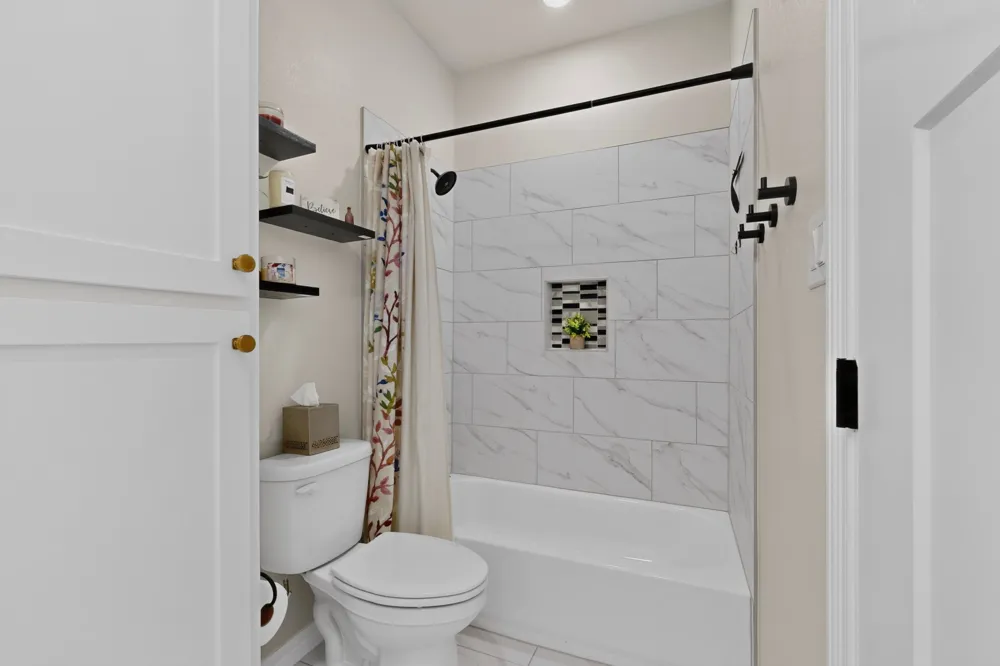 1564 S Saylee Lane Burleson, TX 76028
