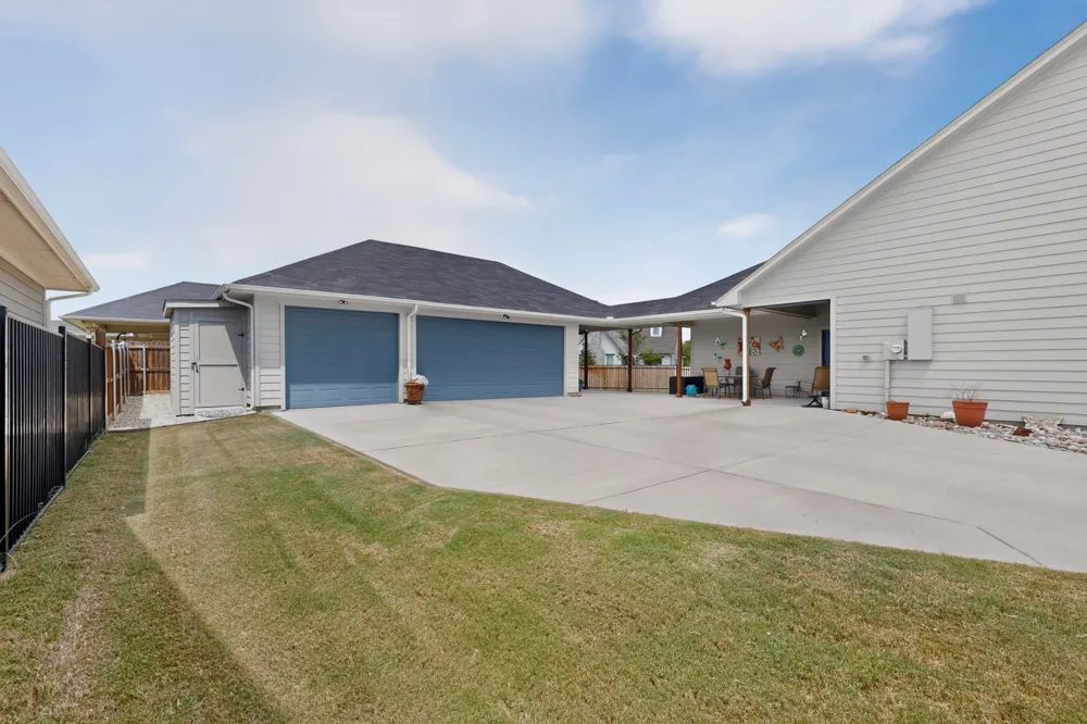 1564 S Saylee Lane Burleson, TX 76028