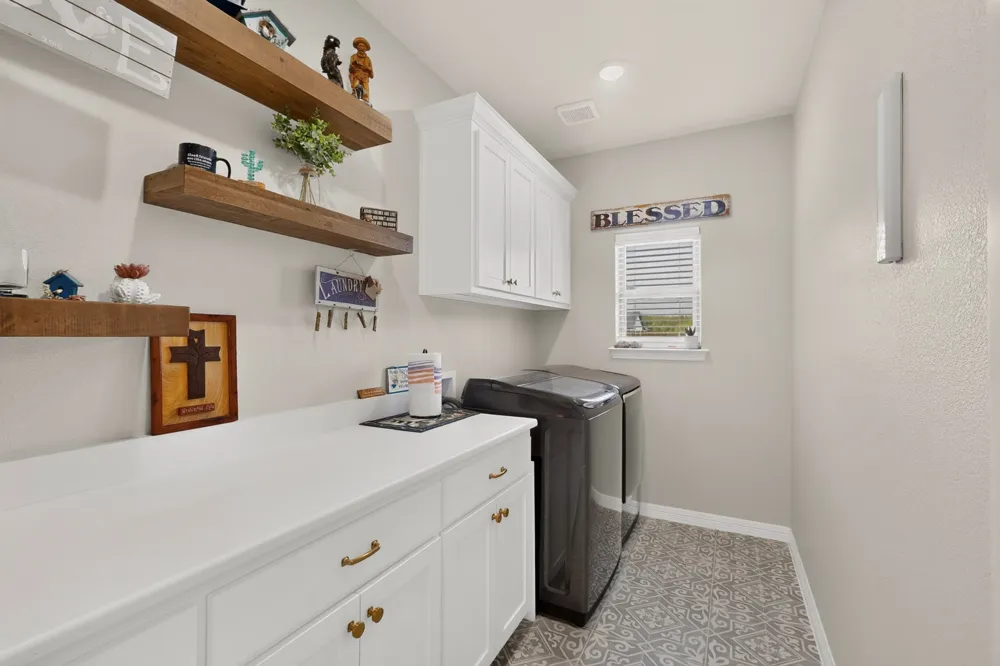 1564 S Saylee Lane Burleson, TX 76028