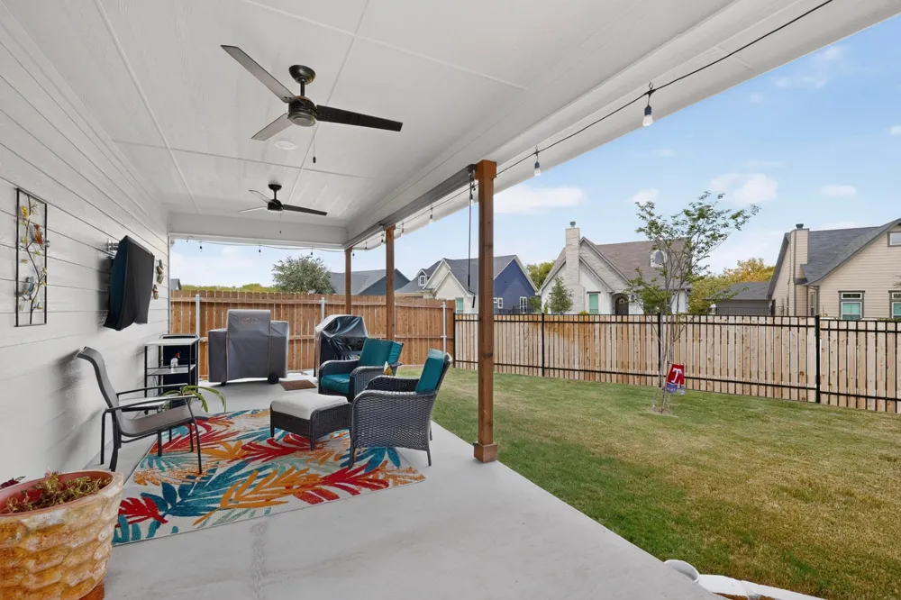 1564 S Saylee Lane Burleson, TX 76028