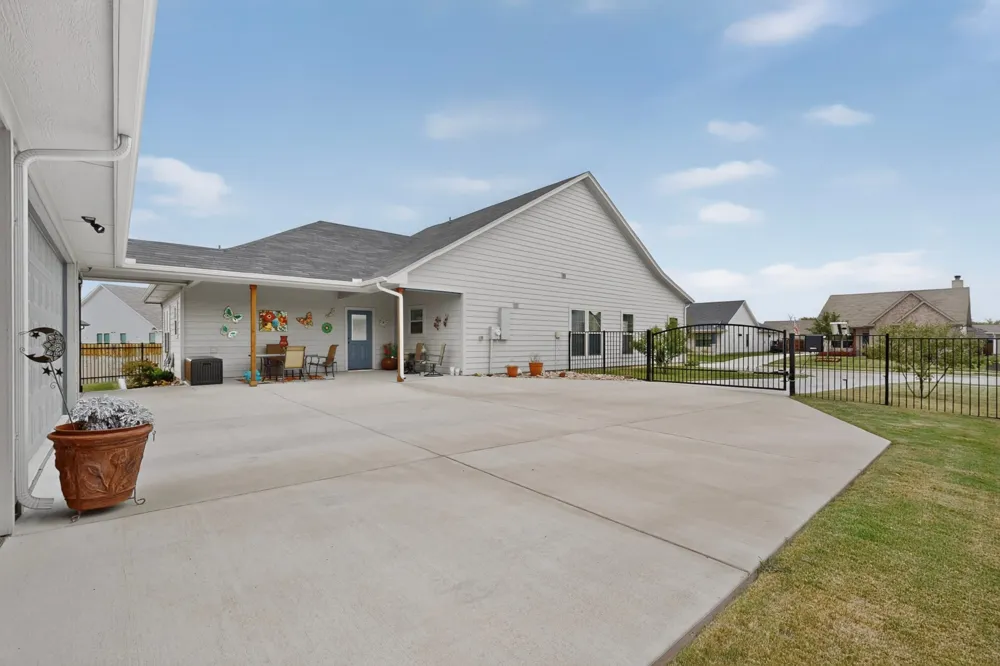 1564 S Saylee Lane Burleson, TX 76028