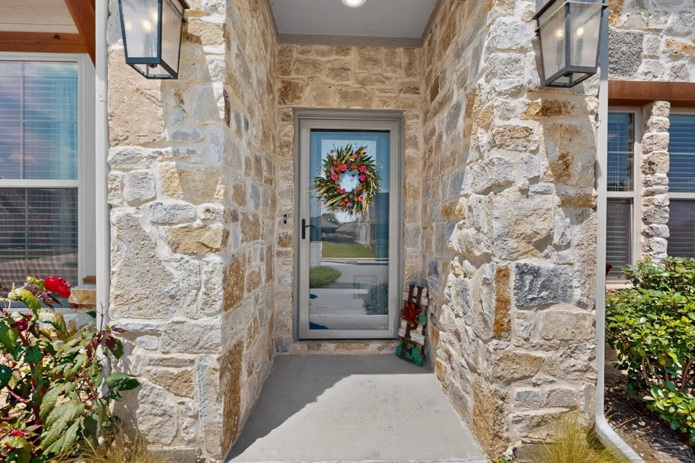 1564 S Saylee Lane Burleson, TX 76028
