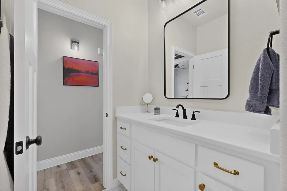 1564 S Saylee Lane Burleson, TX 76028